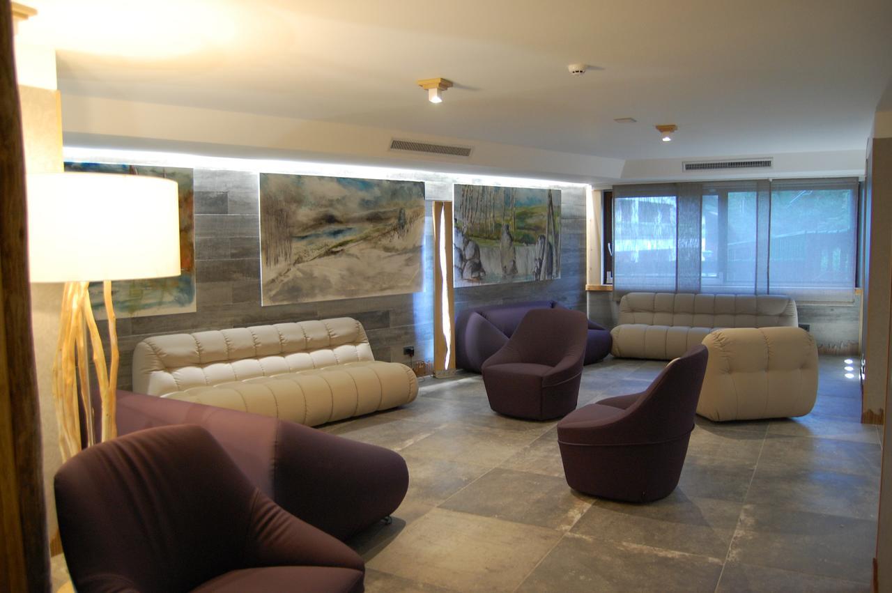 National Park Hotel & Spa 코트로네이 외부 사진