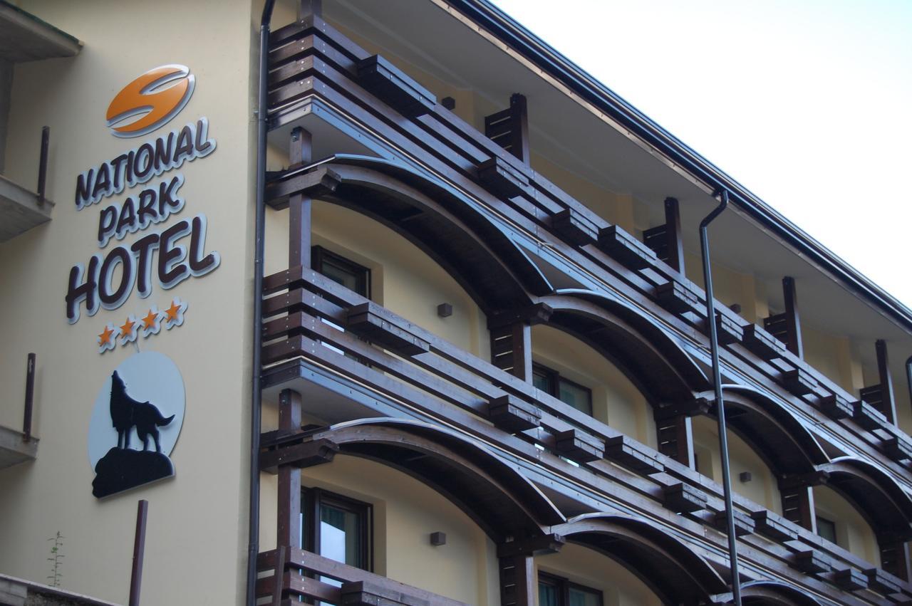 National Park Hotel & Spa 코트로네이 외부 사진