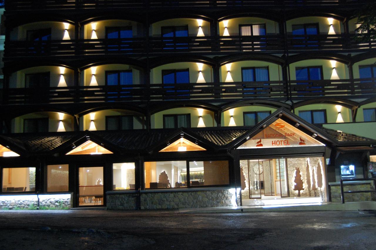 National Park Hotel & Spa 코트로네이 외부 사진